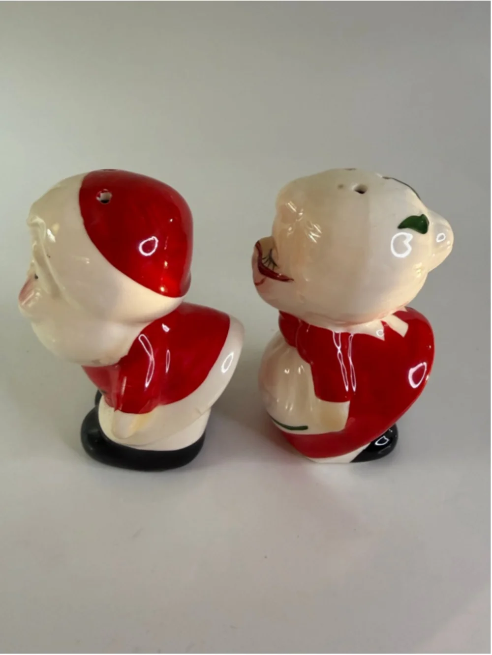 Vintage Mr and Mrs Santa Claus as ceramic salt and pepper shakers